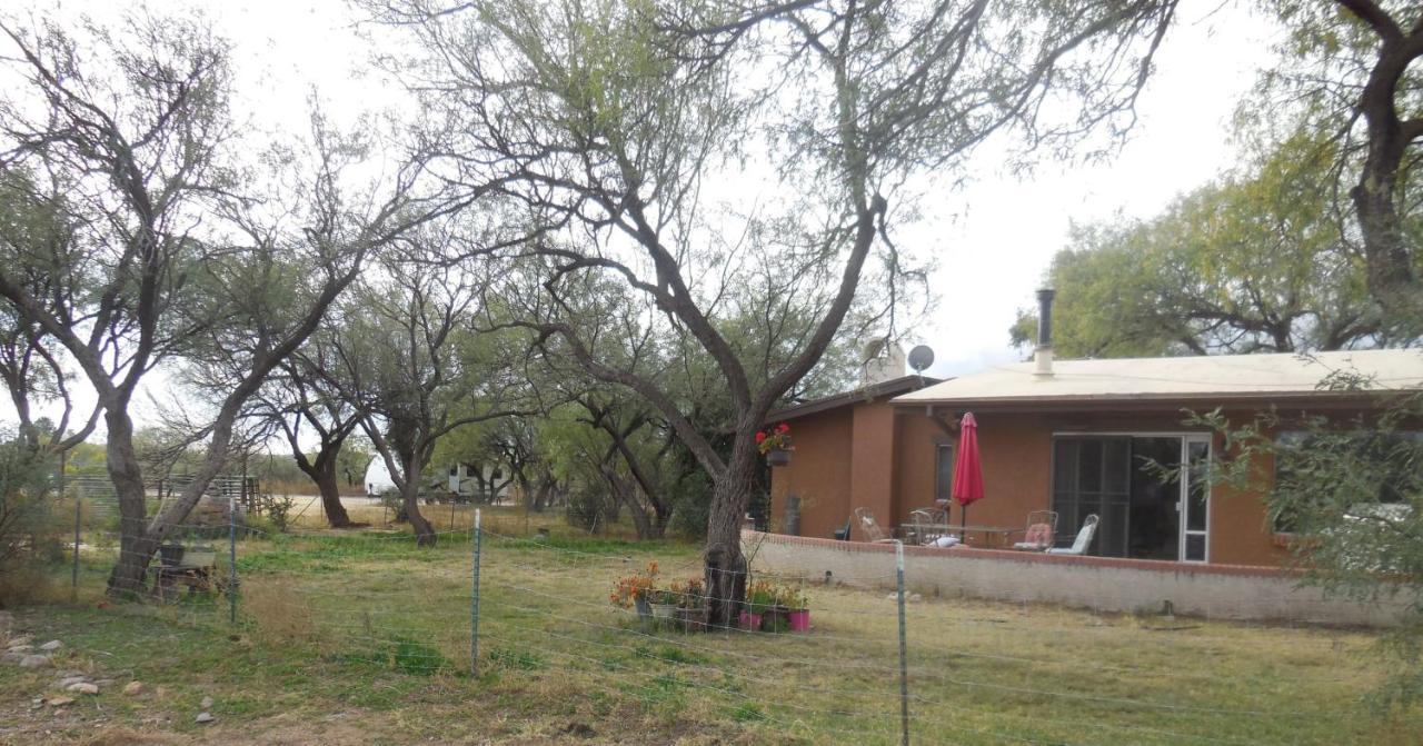 Freedom On The Go Ranch Bed & Breakfast Tubac Bagian luar foto